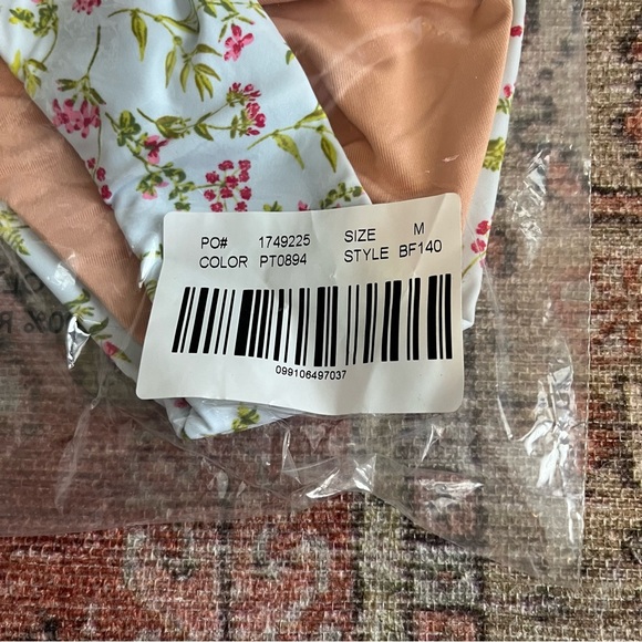 J. Crew Curved Waist Cheeky Bikini Bottom In Cloud Meadow Floral Size Medium NWT - Picture 7 of 8